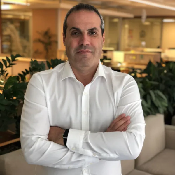 Hakan Uzer