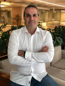 Hakan Uzer